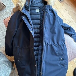 Women’s  Classic Navy Puffer Jacket with Faux Fur Hood